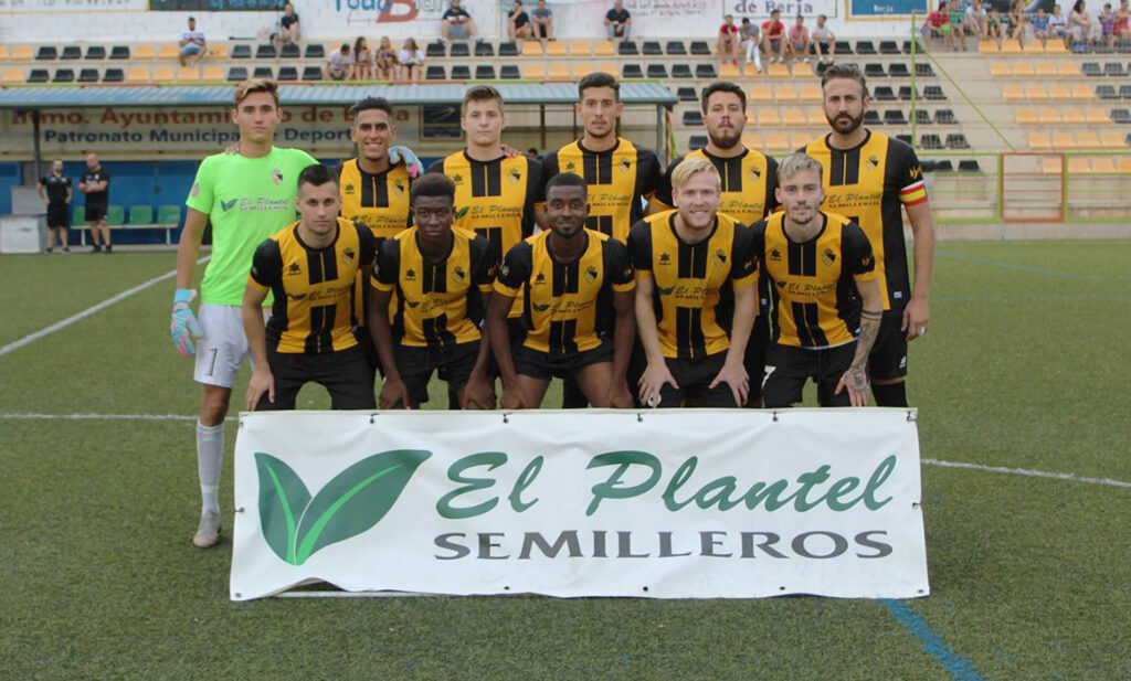 Foto del equipo de fútbol patrocinado por El Plantel Semilleros